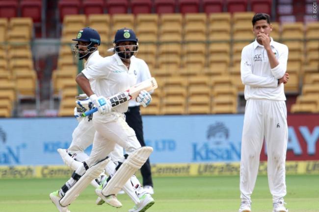 India defeat Afghanistan by an innings and 262 runs in debut test