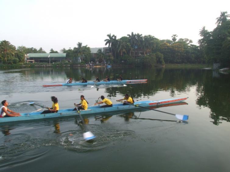 Kolkata: Mayor inaugurates 47th All-India Invitation School Rowing Championship at Lake Club 