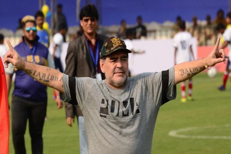 Heinze asks fans to 'applaud' Maradona