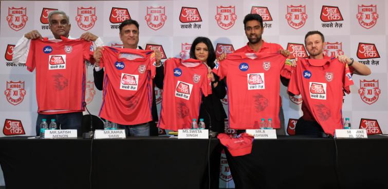 Kings XI Punjab welcomes on board Aaj Tak as the Title Sponsor and unveils the jersey