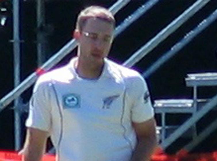 Pink ball plays relatively normal at this time of the day: Daniel Vettori