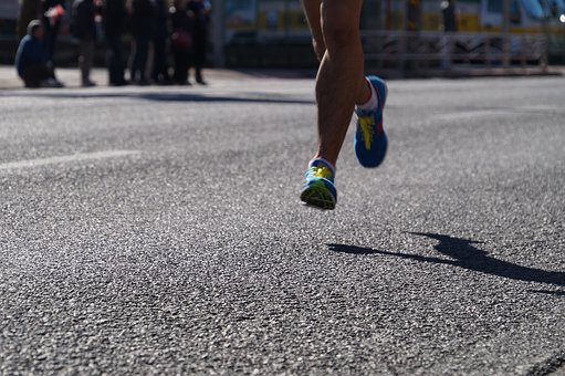 Kenyan Eliud Kipchoge breaks two-hour marathon mark by 20 seconds