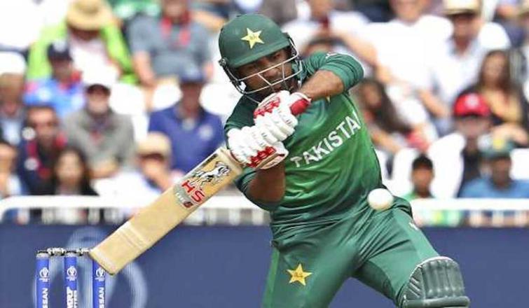 Pakistan set 349 target for England