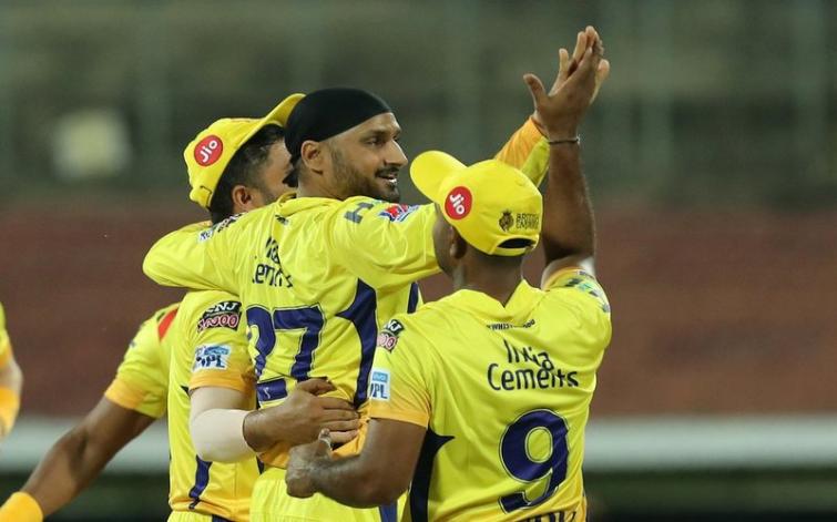 IPL 2019: RCB collapse in front of CSK bowlers, get bowled out for 70
