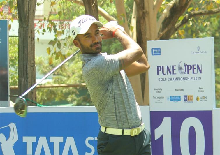 Samarth Dwivedi matches course record with a stunning 63 to set the bar in round one of Pune Open