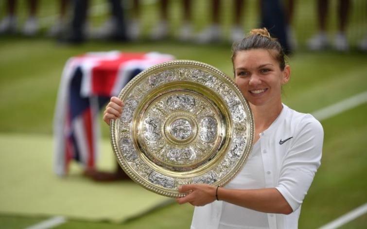 Simona Halep clinches first Wimbledon title by beating Serena Williams 