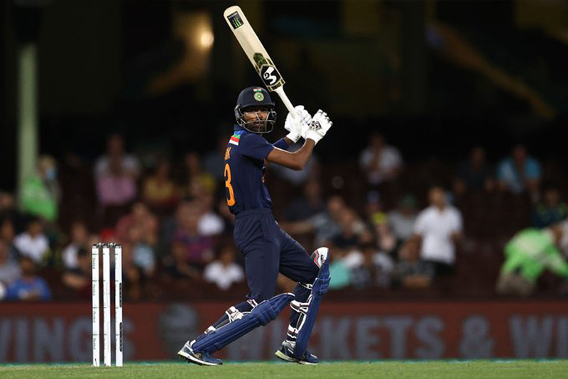 Hardik Pandya's heroic 42 no helps India beat Australia by 6 wickets, clinch series