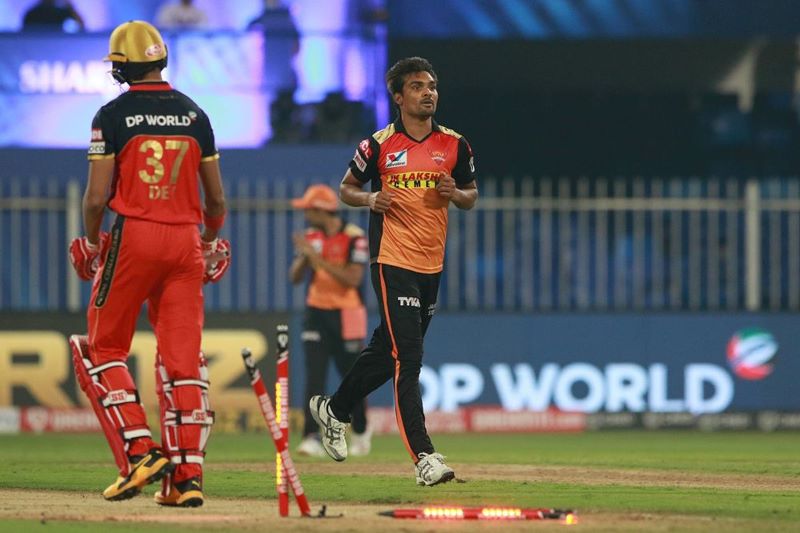 IPL: SRH restrict RCB to 120/7 in 20 overs