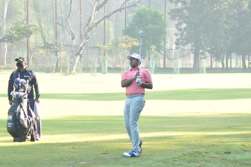 Karandeep Kochhar prevails in playoff against Anirban Lahiri to fashion remarkable come-from-behind win at Jeev Milkha Singh Invitational 2020