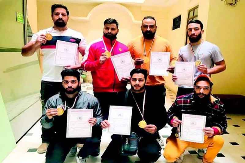 Kashmiri athletes shine at National Powerlifting Championship