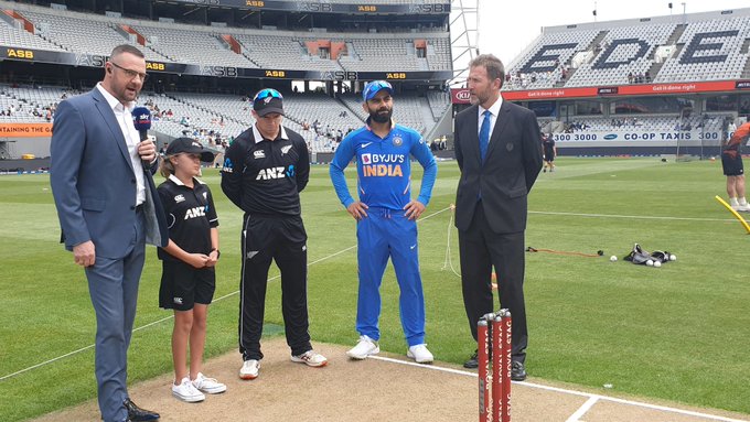 Second ODI: India win toss, opt to bowl