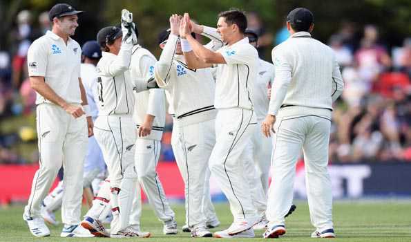 Test: India struggle at 90/6 against Kiwis on Day 2 despite heroic performance by bowlersÂ 