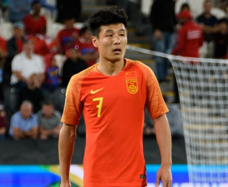 Chinese football star Wu Lei denies re-testing negative for COVID-19