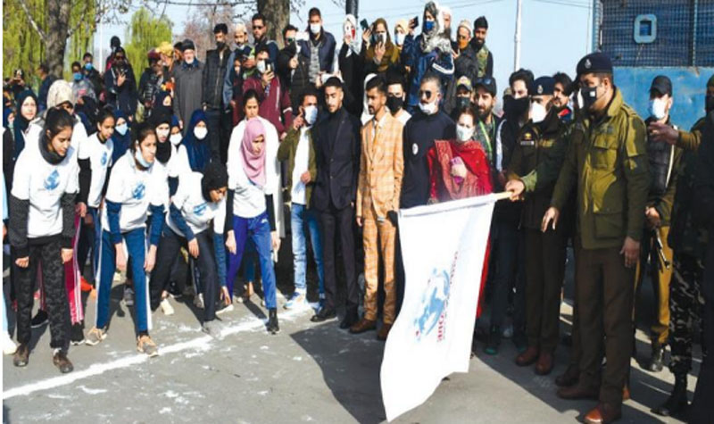 Jammu and Kashmir: White Globe, J&K Police organise short marathon for girls