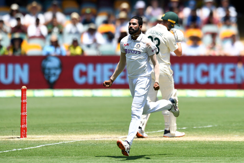 Brisbane Test: India 4-0 at stumps on day 4, need 324 to beat Australia