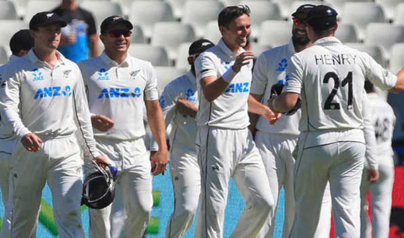 New Zealand crush England by 8 wickets, clinch series 1-0