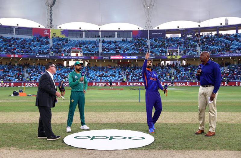 Pakistan win toss, opt to field first against India in World T20 mega clash