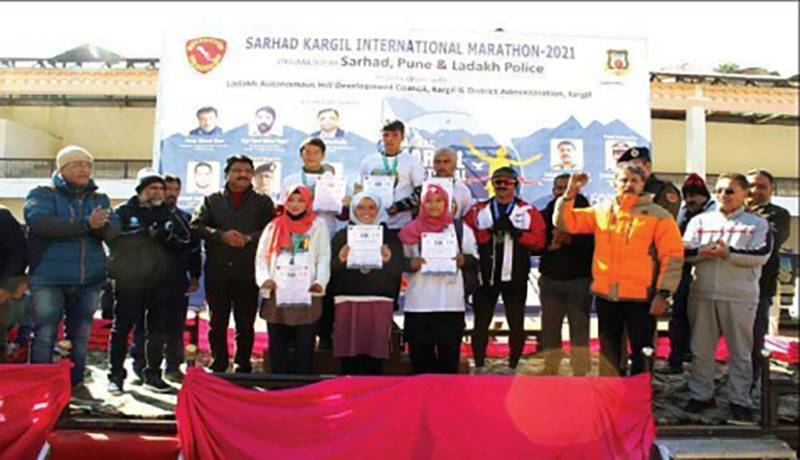J&K: Feroz Khan flags off Sarhad Kargil International Marathon, 2021