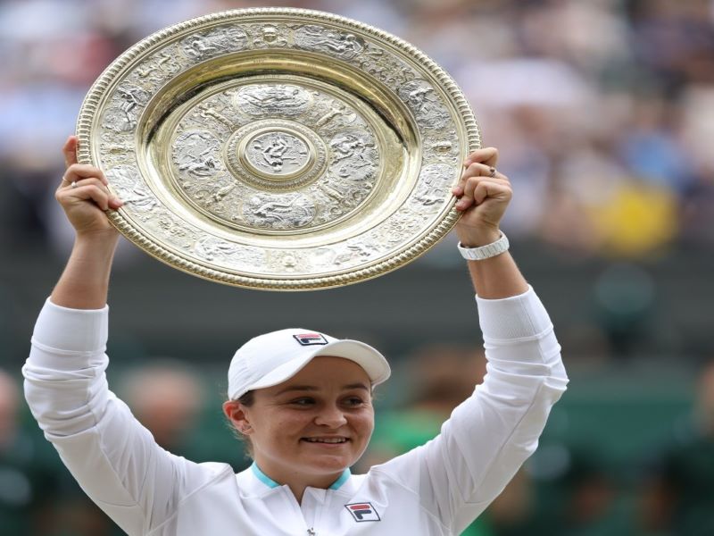 Ashleigh Barty beats Karolina Pliskova to win her first Wimbledon crown