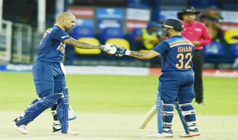 India beat Sri Lanka by 7 wickets, take 1-0 lead in 3-match series