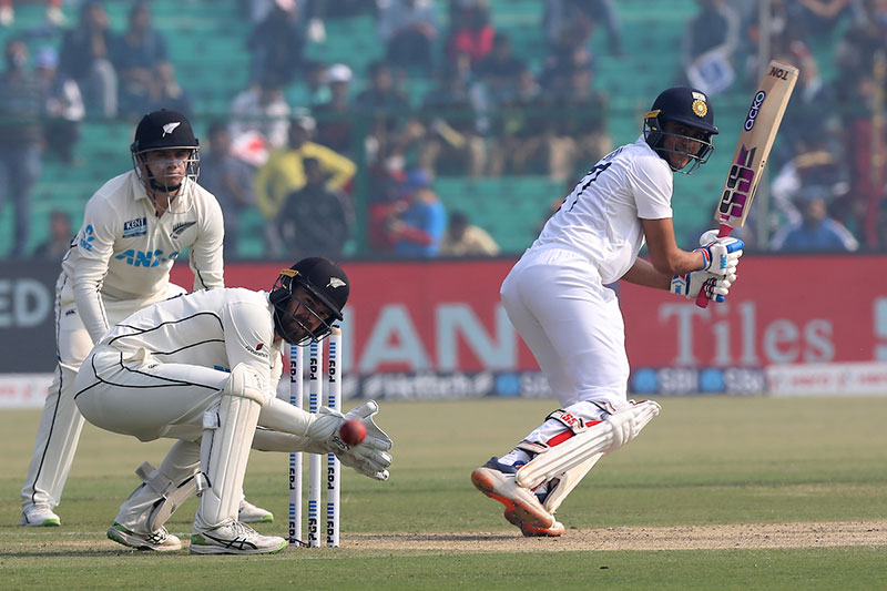 First Test: India 82/1 at lunch on day 1, Gill scores half century