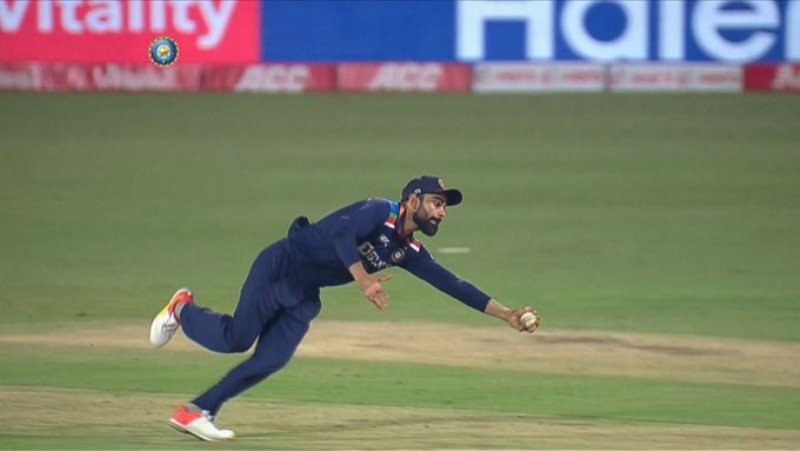 India manage to beat England by 7 runs despite Sam Curran's memorable 95 no, clinch series