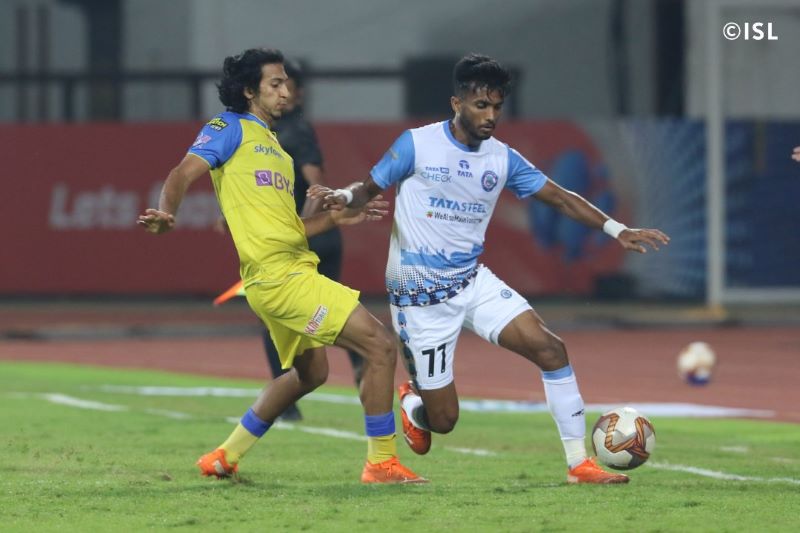 ISL: Unlucky Kerala shares spoils with Jamshedpur