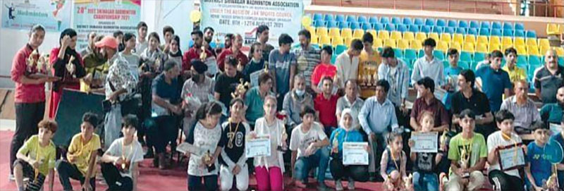28th District Srinagar badminton championship concludes
