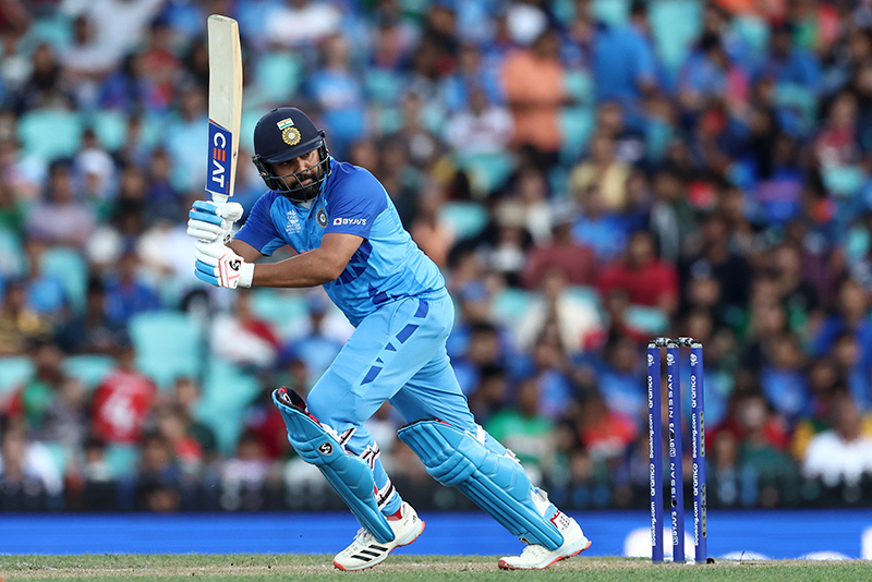Rohit Sharma faces injury scare at nets ahead of T20 World Cup semis, later resumes batting