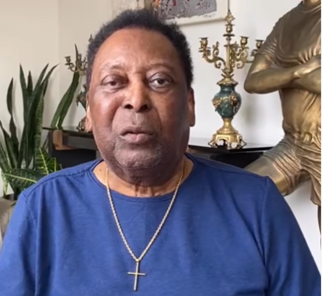 'Strong, with a lot of hope': Pele updates fans on his health