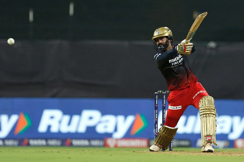 Dinesh Karthik changing complexion of game with explosive batting: Sunil Gavaskar