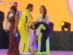 Picture of Arijit Singh touching MS Dhoni in IPL opening ceremony goes viral