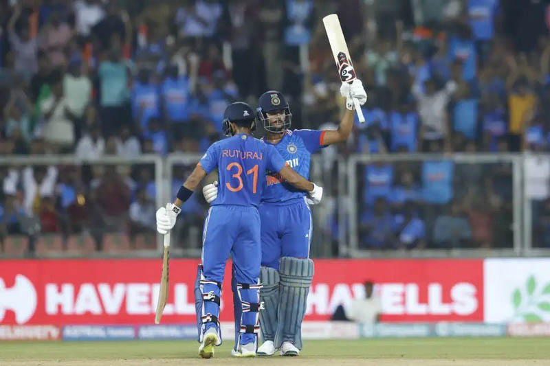 India put up all-round show beat Australia by 44 runs in second T20 clash