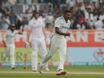 India reduce England to 194/6 at lunch on day 4 in Vizag