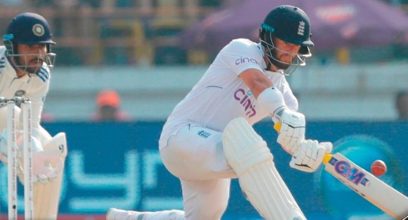 Ben Duckett's fiery ton anchors England's strong response to India's 445
