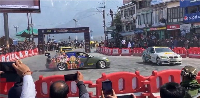 Jammu and Kashmir's Srinagar hosts maiden Formula 4 car racing on banks of Dal Lake, PM Modi appreciates