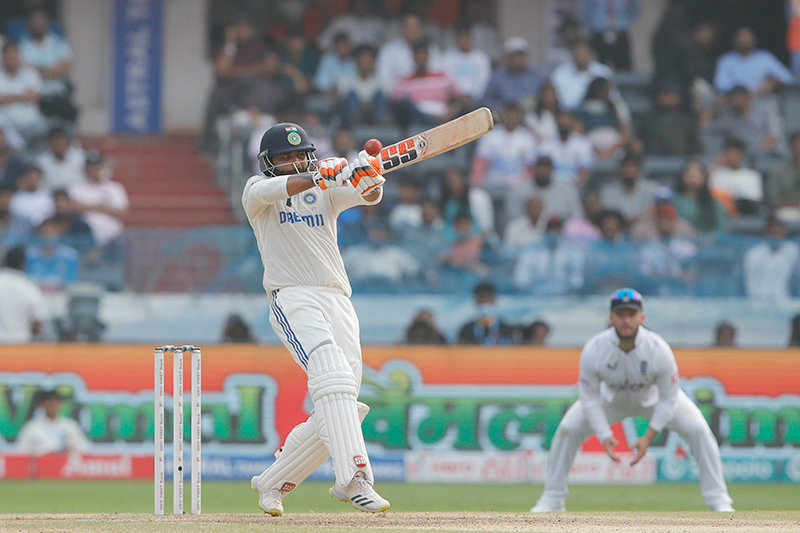 India score 436 in reply to England's 246 in Hyderabad