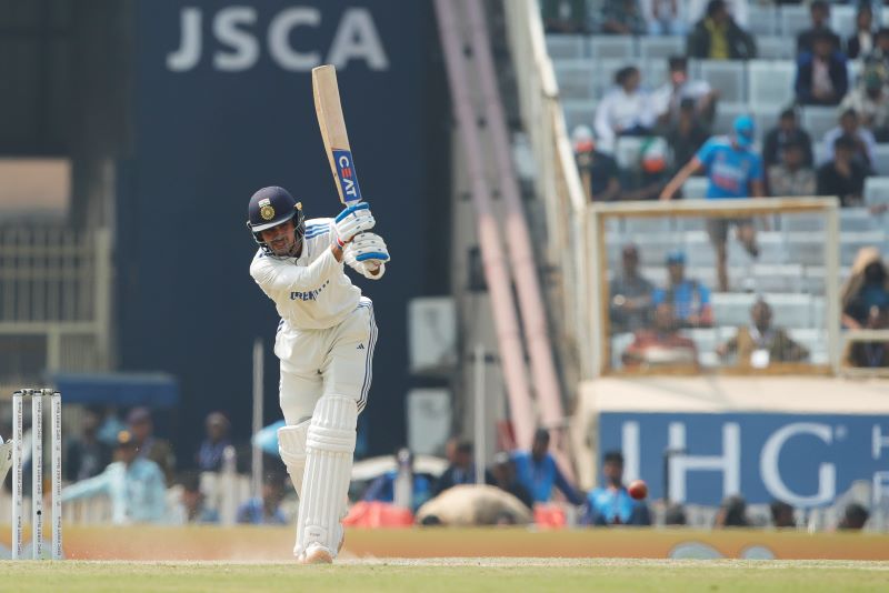 India 118/3 at lunch on day 4, need 74 runs to beat England