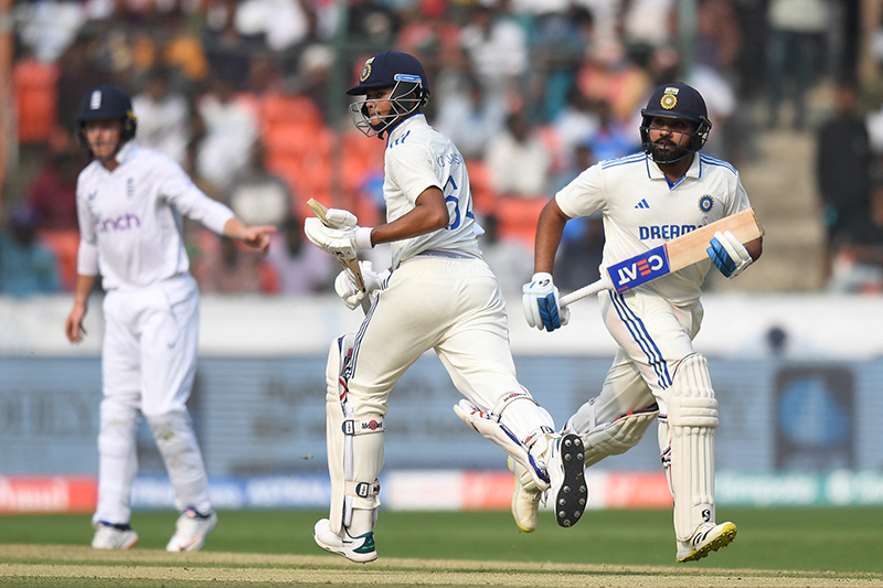 India 103/2 at lunch on day 1 of second Test, Yashasvi Jaiswal slams fifty