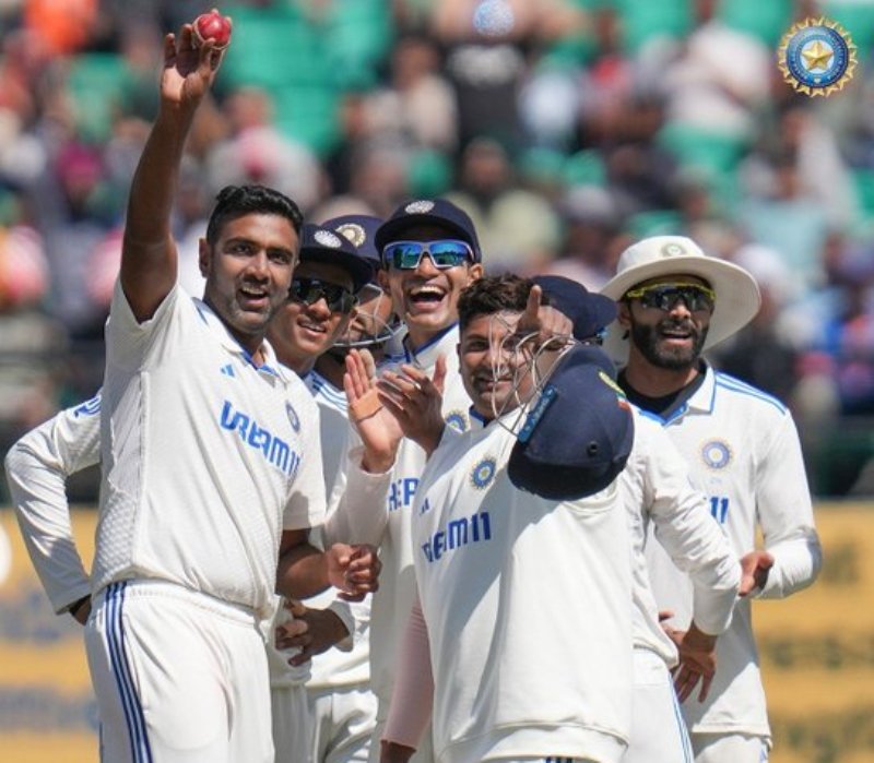 R Ashwin picks up five wickets as India beat England by an innings and 64 runs to clinch series 4-1