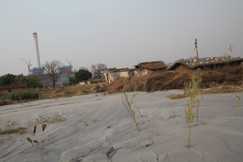 Toxic waste spill at Essar's Power Plant in Singrauli