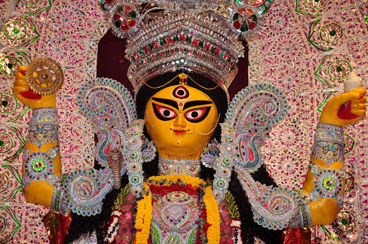 Kolkata celebrates Jagadhatri Puja