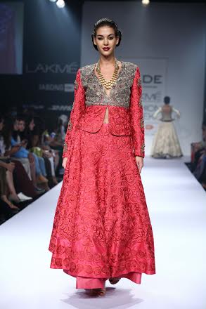 Monica- Karishma showcase collection at LFW