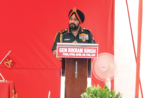 Bikram Singh addresses Infantry School