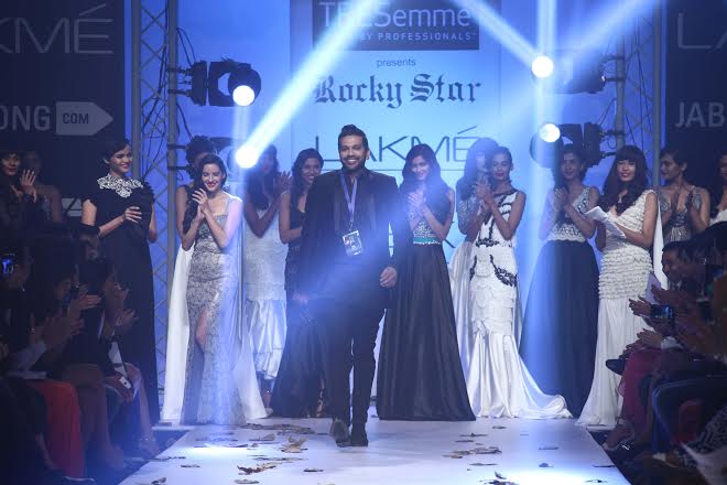 Diana Penty  walks the ramp at Lakme Fashion Week  