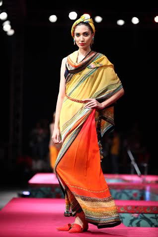 Models walk for Tarun Tahiliani 