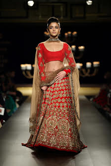 ICW Delhi: Aditya Roy Kapoor, Alia Bhatt walks ramp for Manish Malhotra