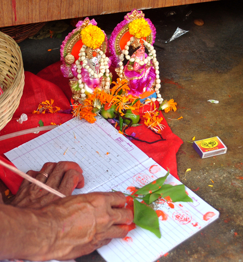 Bengal celebrates New Year with puja