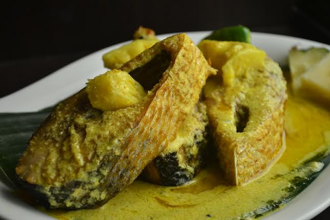 6 Ballygunge Place in Kolkata celebrates Hilsa Festival