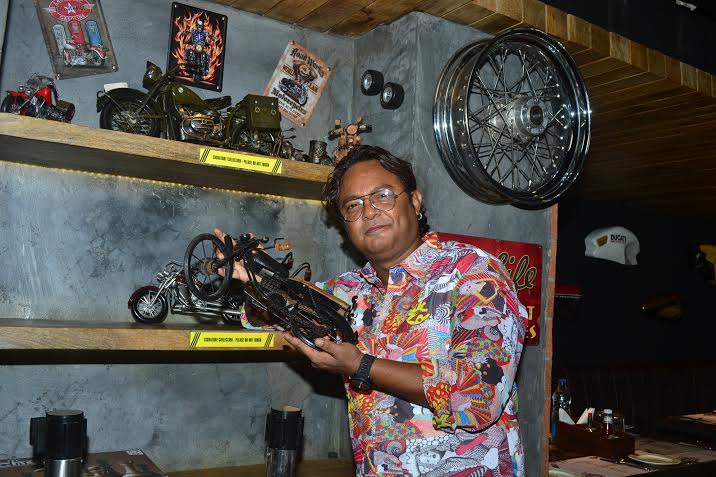 Food critics assemble in The Bikers Cafe